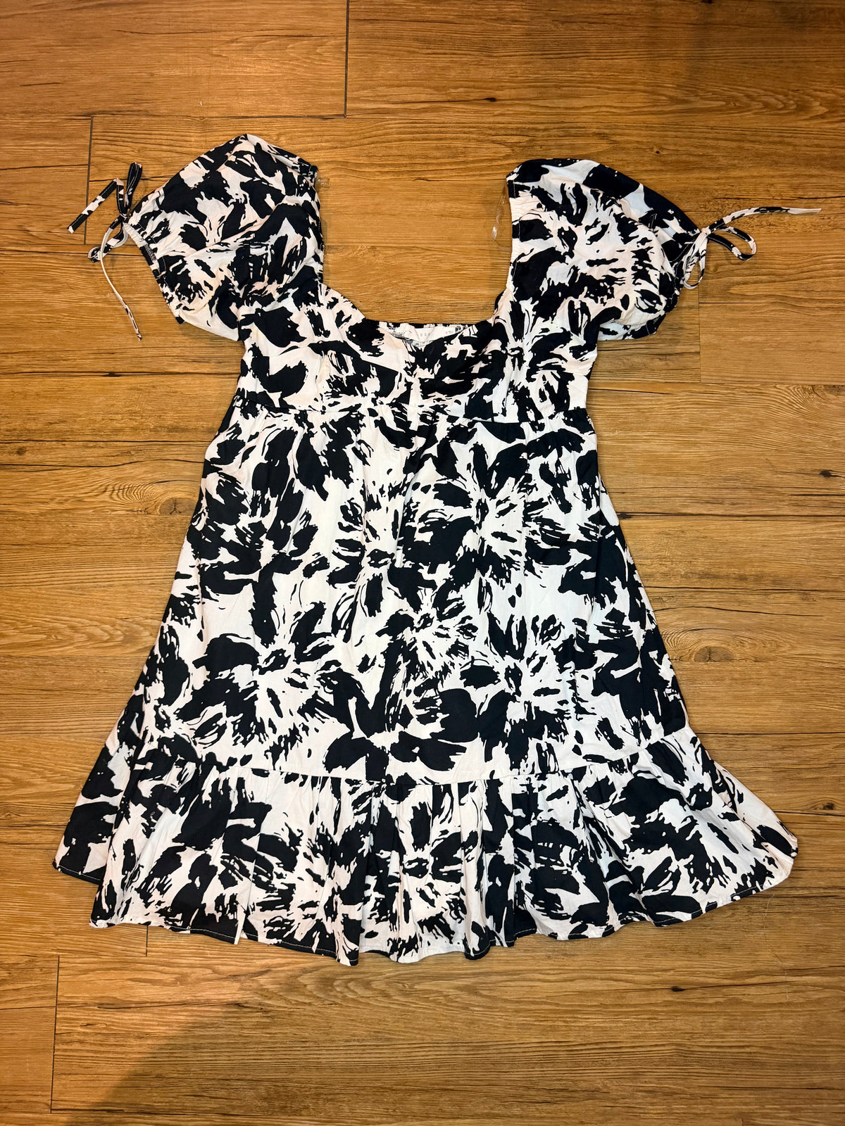 Lush Dress, Size M