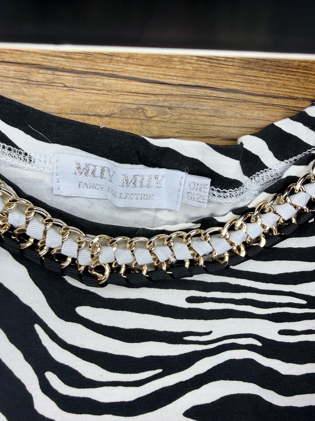 Muy Muy Black and white animal print crop top, One Size (feels like M)