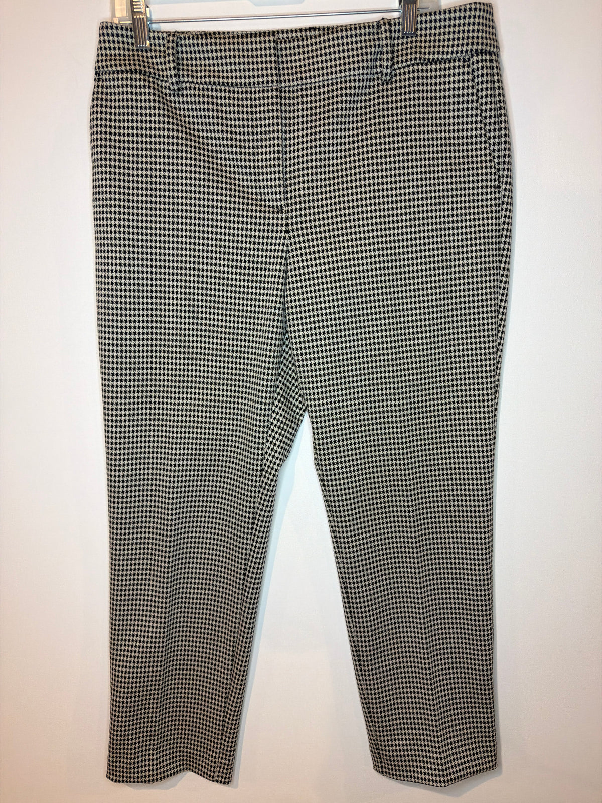 Ann Taylor Checkered Cropped Pants, Size 8
