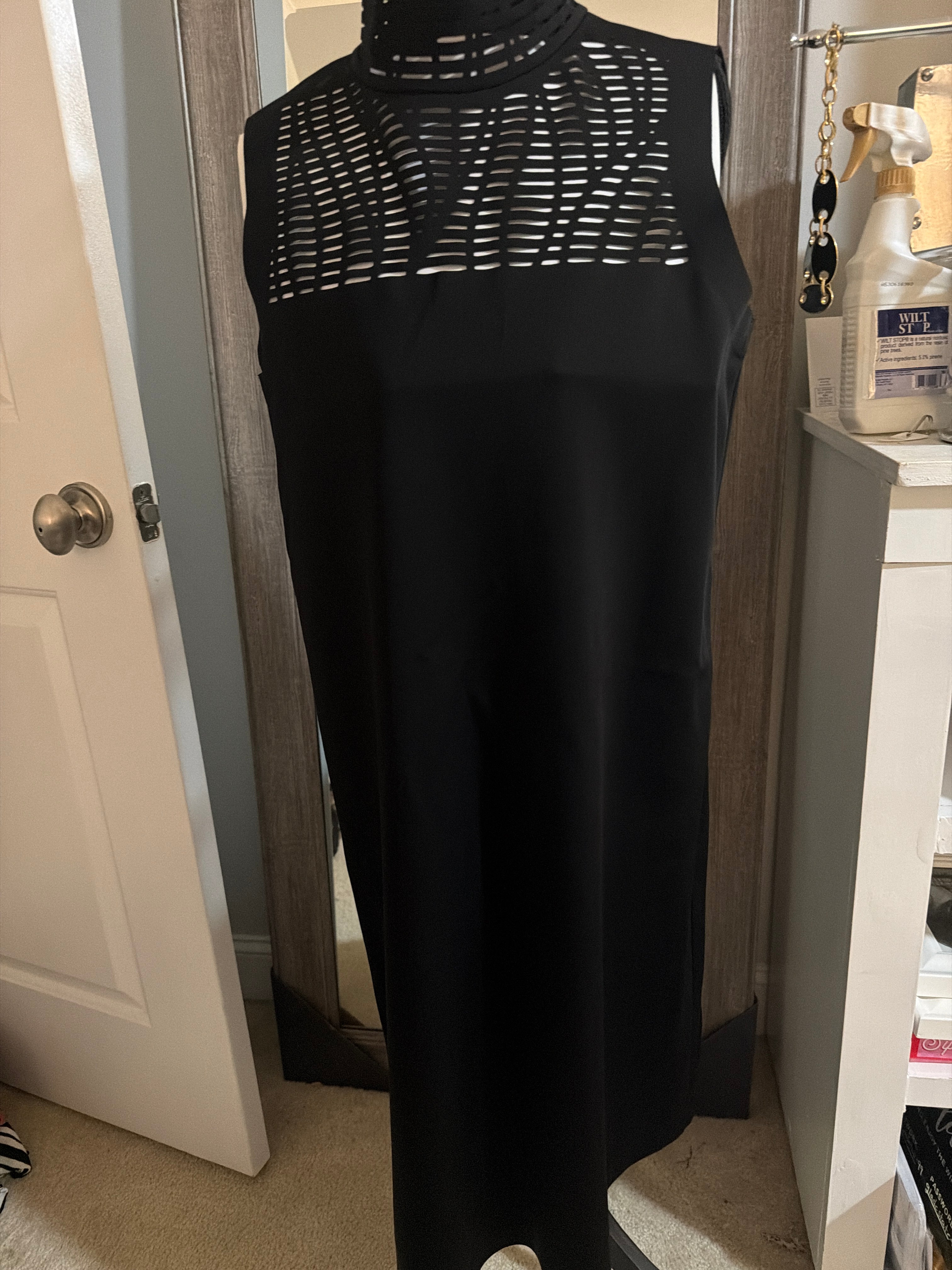 Lafayette 148 Black Dress, size M (feels like Large)