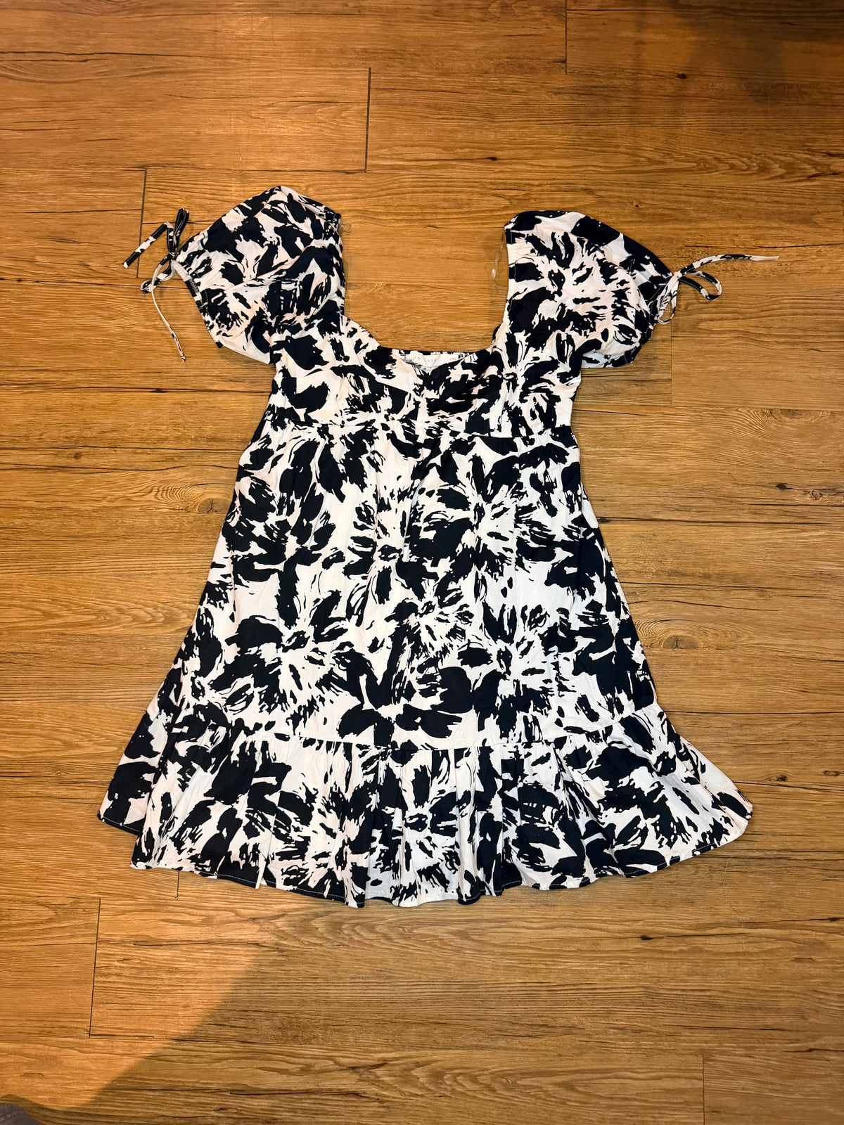 Lush Dress, Size M