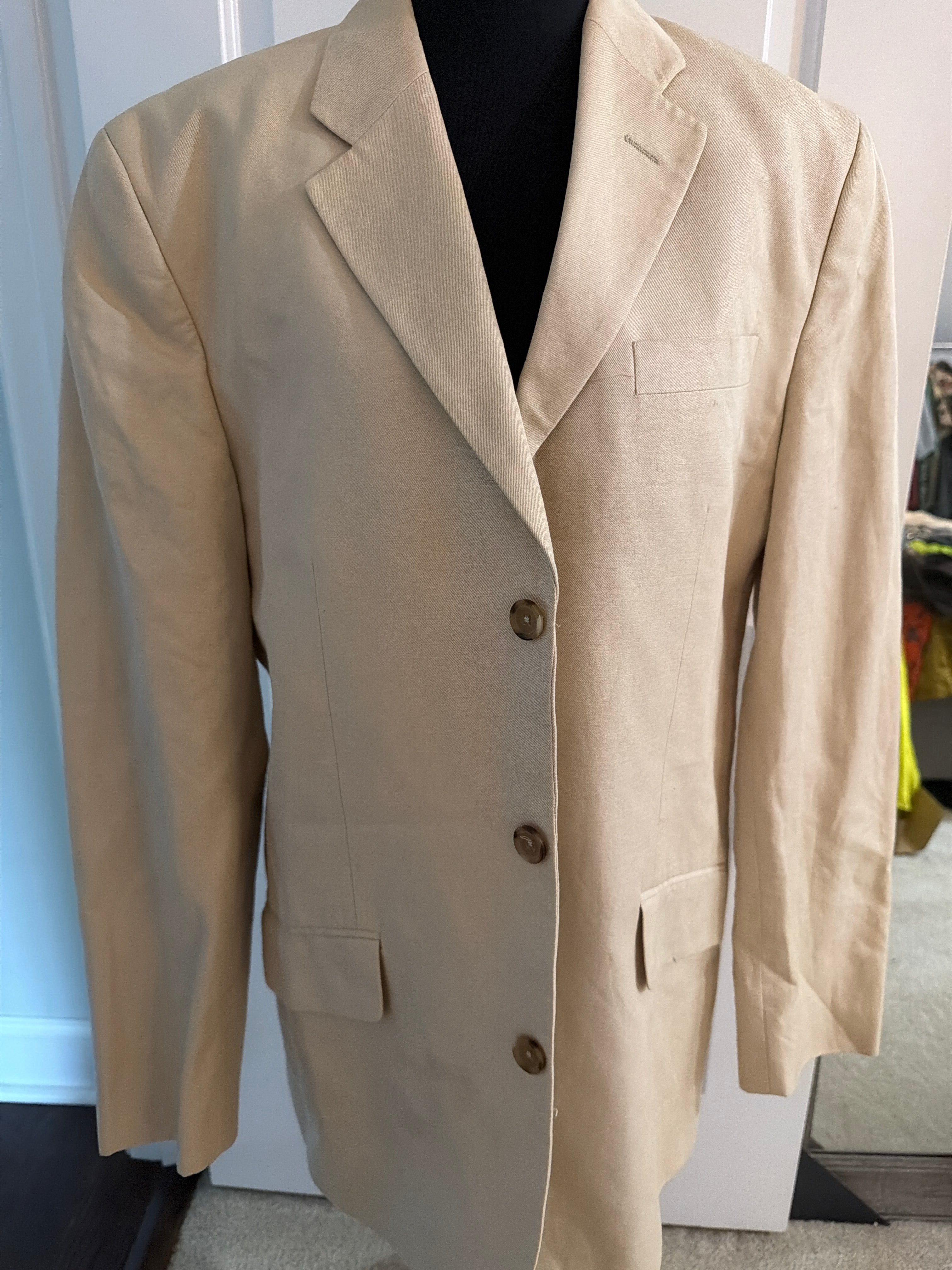 Banana Republic Men’s Jacket, 40R, size $12.00