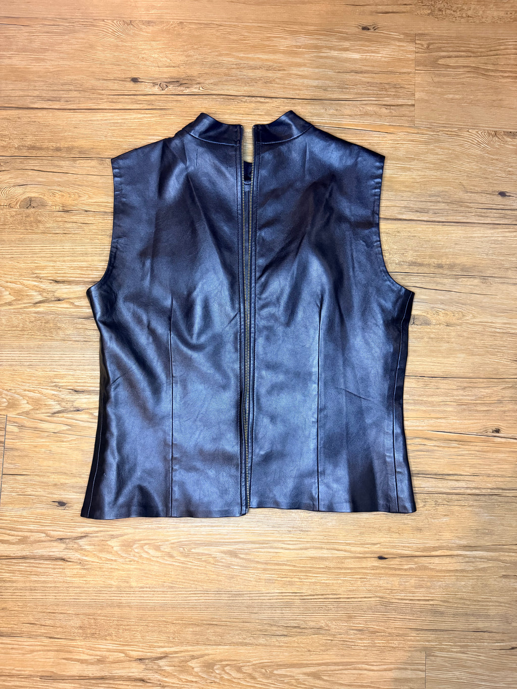 No brand Leather Like Zip Vest, Feels like size M