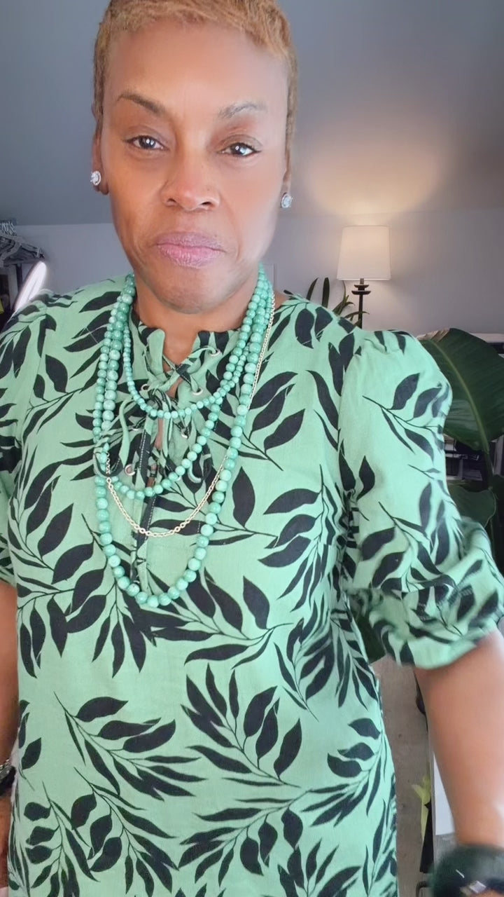Costume Green Plastic Necklace w/ gold chain, 16" long